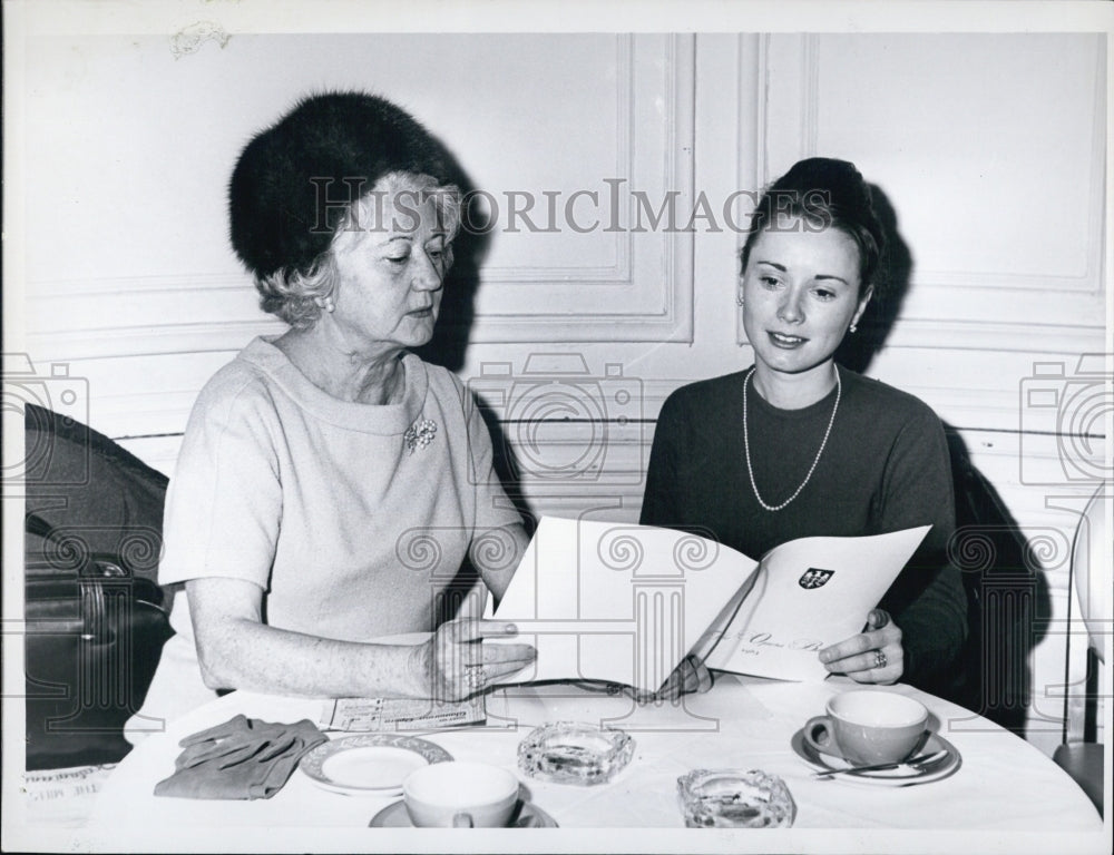 1964 Press Photo Mrs. Louis E. Heller Mrs. William H. Lane for Boston Opera Ball - Historic Images