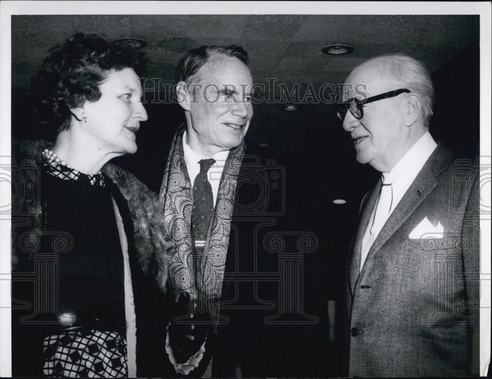 1961 Mr & MRs Ernest Henderson and Harry Blake - Historic Images