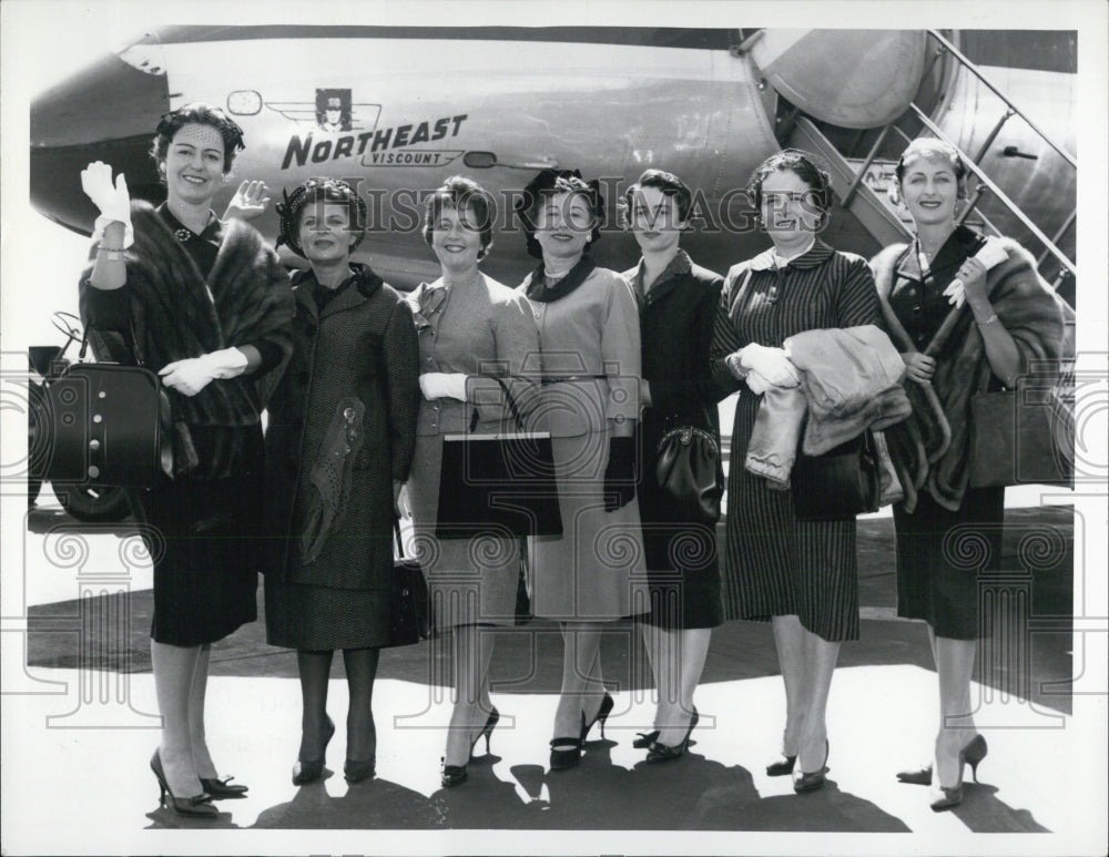 1959 CRT Women leave for convention in Washington DC - Historic Images