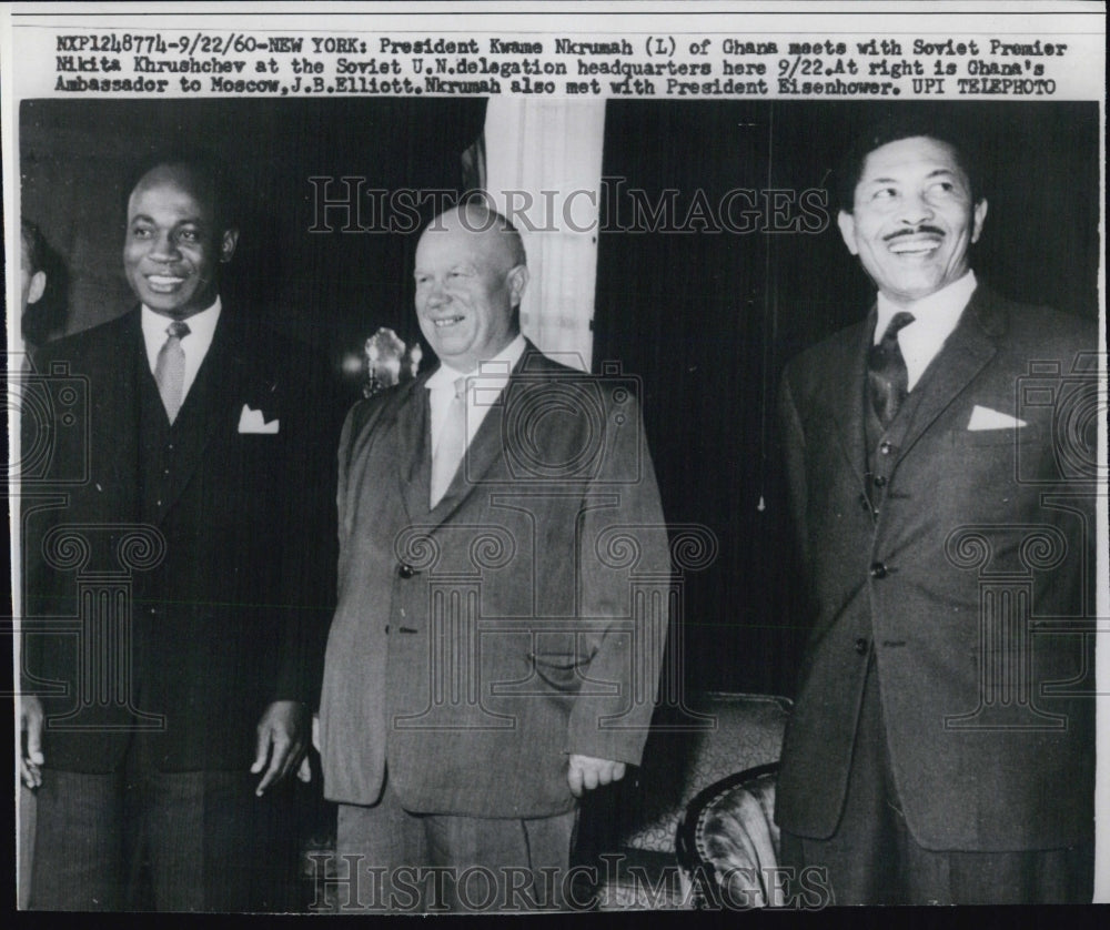 1960 Pres. Nkrumah(L) meets with Soviet Premier Nikita Khrushchev .. - Historic Images