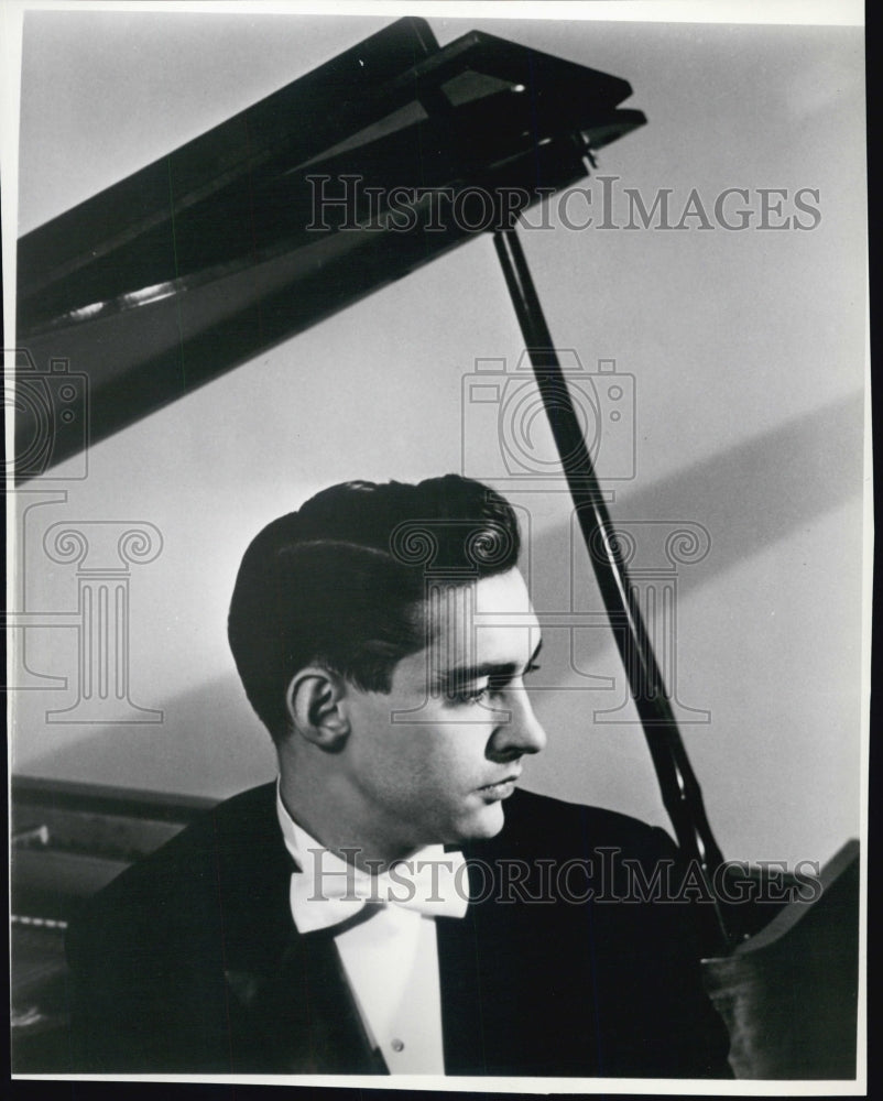 1963 Pianist John Browning - Historic Images