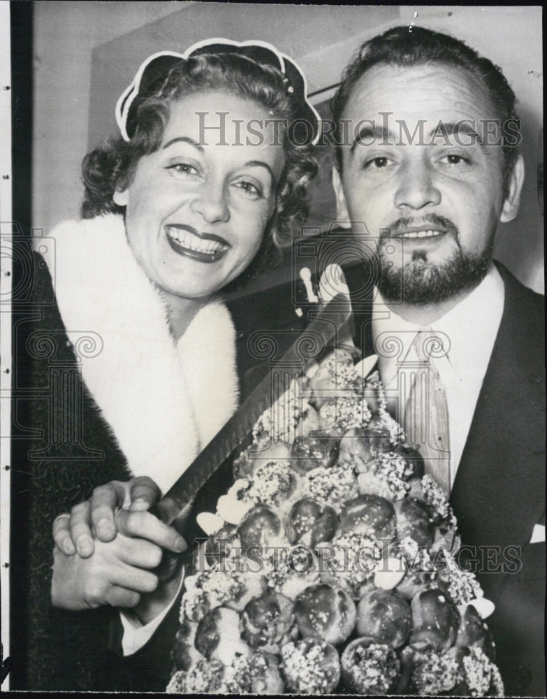 1955 Press Photo Gisele Pascal weds Raymond Pellegrin,French Actor - RSG95617 - Historic Images