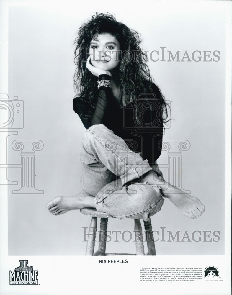 1990 Press Photo Singer Nia Peeples - Historic Images