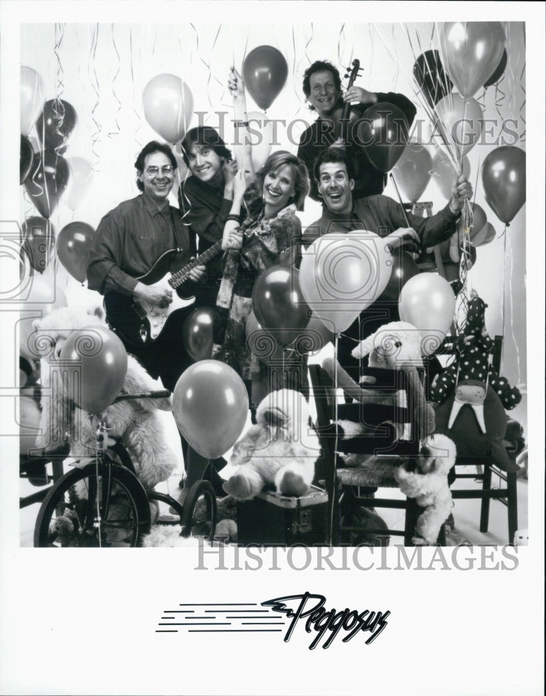 Press Photo Children's Music Group "Peggosus" - Historic Images