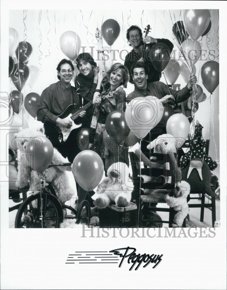 Press Photo Children's Music Group "Peggosus" 2 - Historic Images