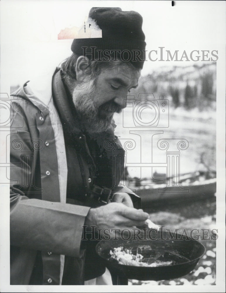 Press Photo Wildlife Photographer David deVries - Historic Images