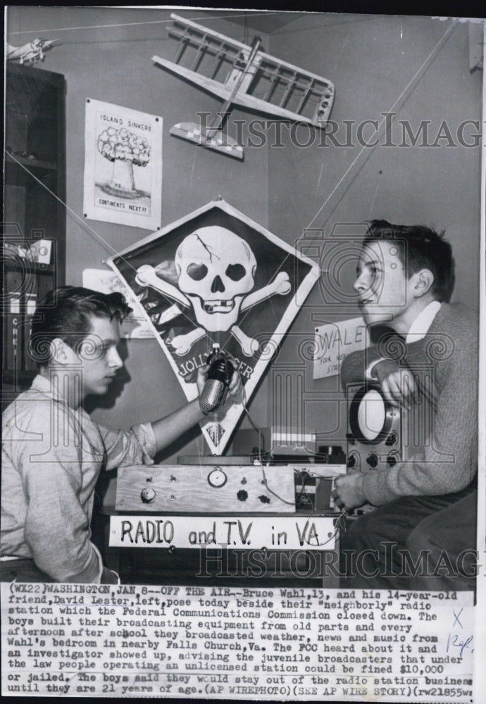 1962 Bruce Wahl And David Lester Build Homemade Broadcast Station - Historic Images