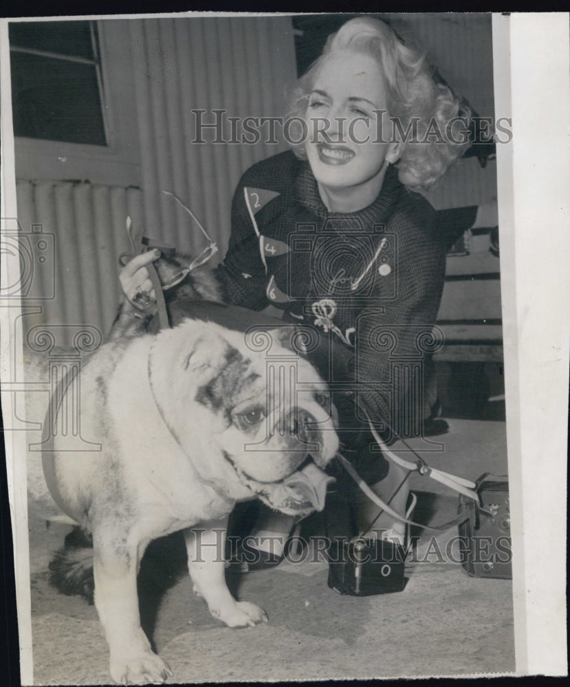 1957 Anita Sutton Travels Without Her Dog Captain Bligh - Historic Images