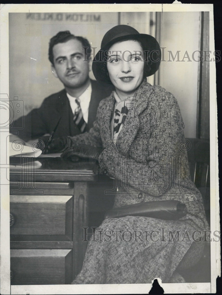 1932 Julie Carter - Historic Images