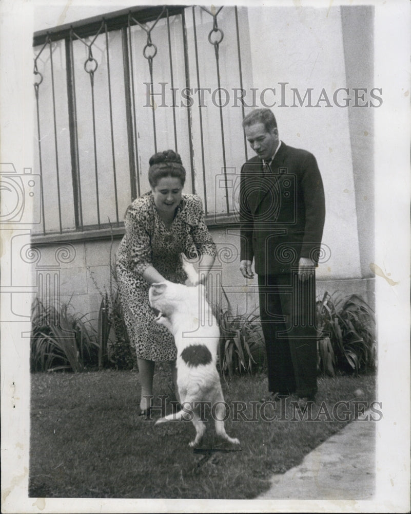 1947 Mexican National School Medicine Director Herrejon With Dog - Historic Images