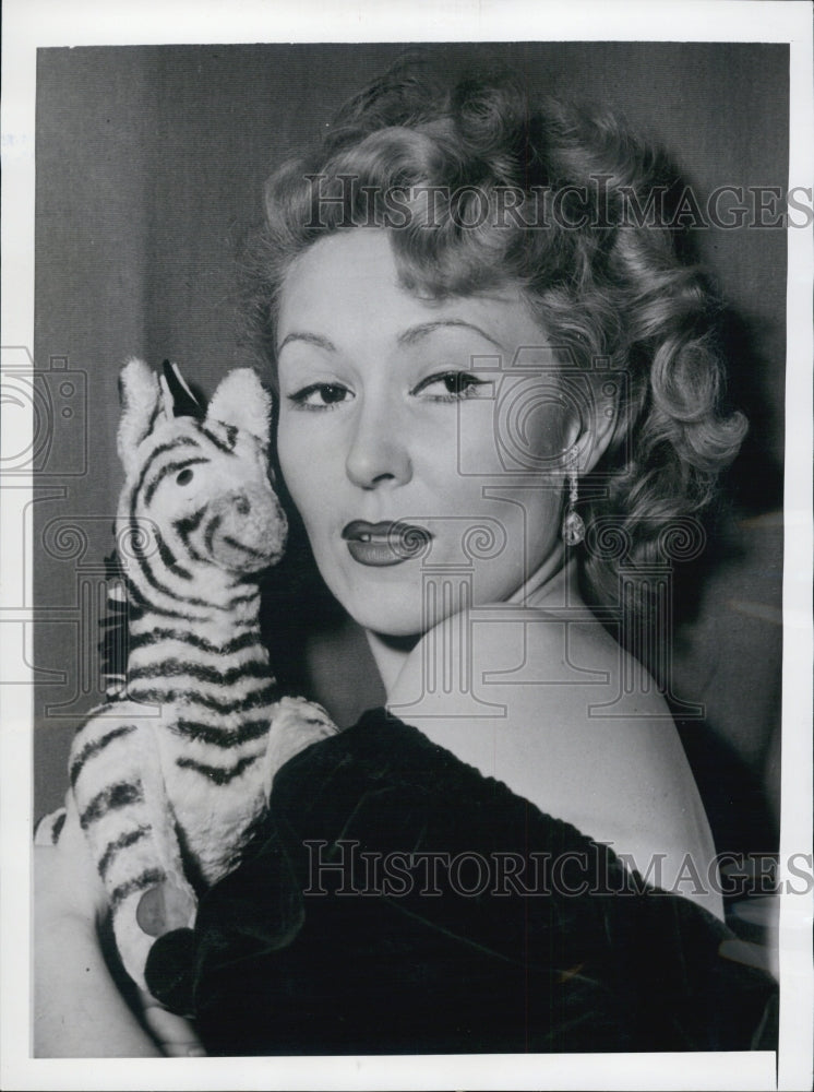 1953 French Actress, Singer Noelle Norman - Historic Images