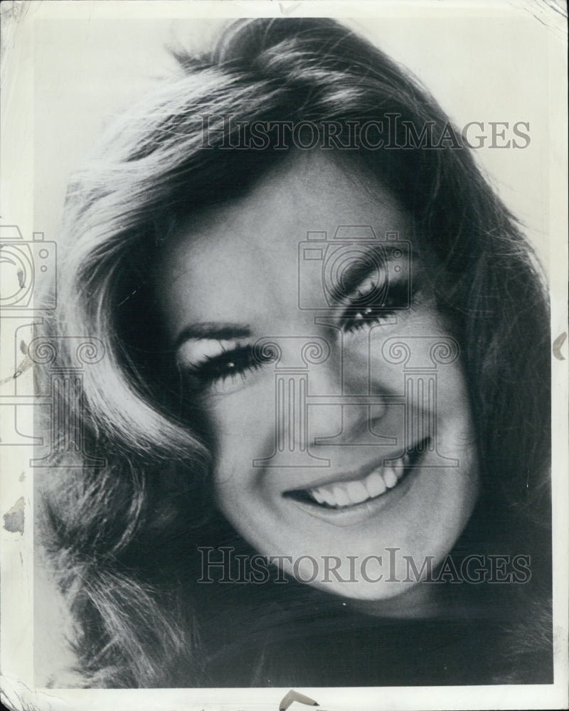 1942 Vikki Carr, Singer, Humanitarian, Recording Artist - Historic Images