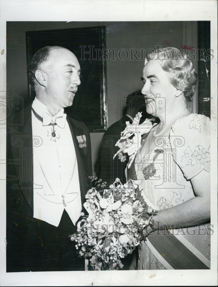 1941 Press Photo President General of the D.A.R. Mrs. Henry M.Robert, JR and - Historic Images