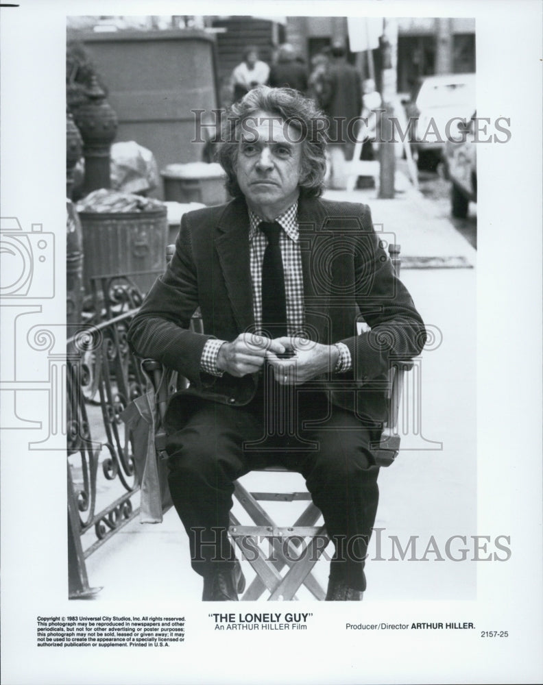 1983 Press Photo Arthur Hiller, Canadian Director - Historic Images