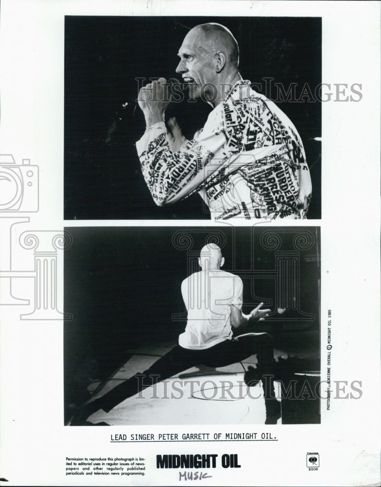 1985 Press Photo Lead Singer Peter Garrett Of Midnight Oil - Historic Images