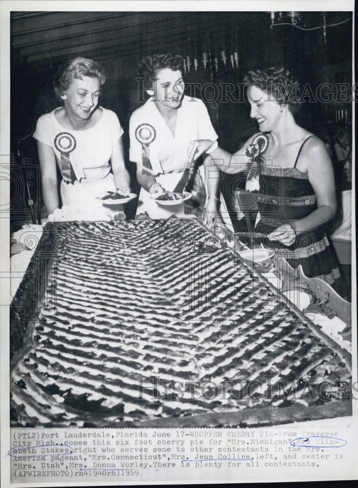 1959 Mrs. Michigan,Elizabeth Stokes;Jean Collins;Donna Worley - Historic Images