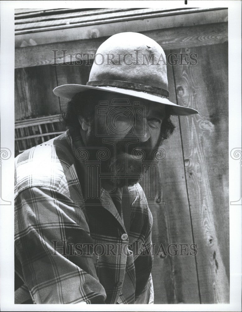 1976 Press Photo Victor French in Little House on the Prairie - RSH00093 - Historic Images