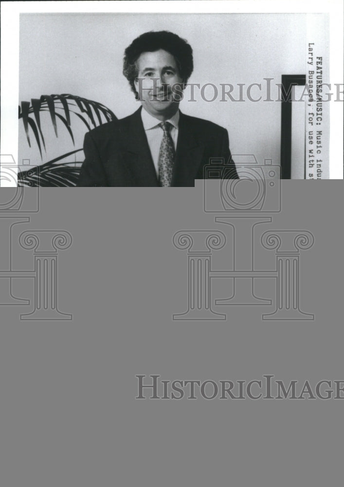 1993 Press Photo Music Industry Attorney, marvin Katz. B&amp;W photo by Lerry Bussce - Historic Images