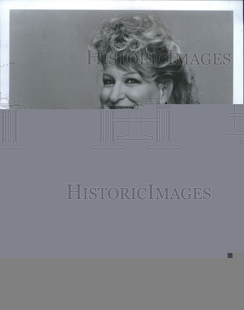 1943 Press Photo "The American Comedy Awards"  Second Annual Awards Presentation - Historic Images