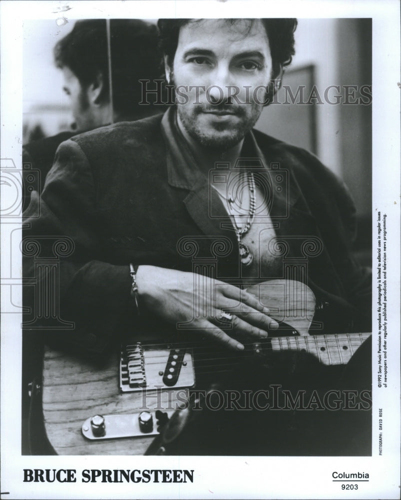 1992 Press Photo Bruce Springsteen American singer-songwriter-performer - Historic Images