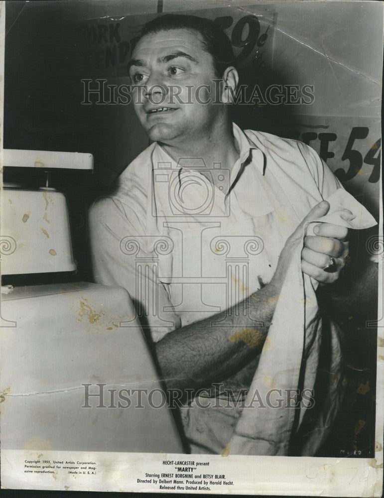 1955 Press Photo Ernest Borgnine Starring in &quot;Marty&quot; - RSH00939 - Historic Images