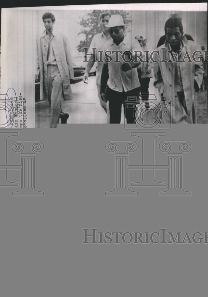 1967 Press Photo James Maredith, Casts a Shadow on a Mud Puddle - RSH00977 - Historic Images