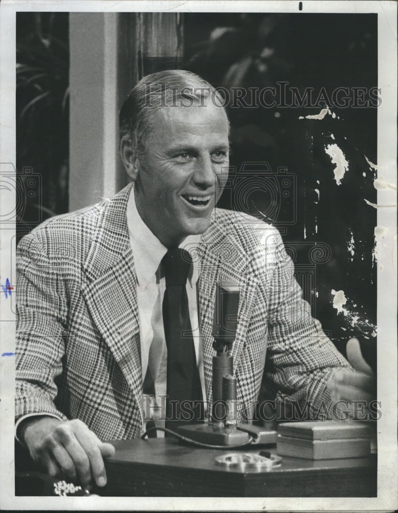 1974 Press Photo McLean Stevenson NBC-TV&#39;S Tonight Show Starring Johnny Carson&quot; - Historic Images