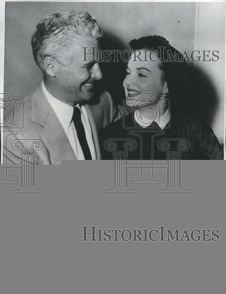 1956 Press Photo Actress Wanda Hendrix and Millionaire James Langford - Historic Images