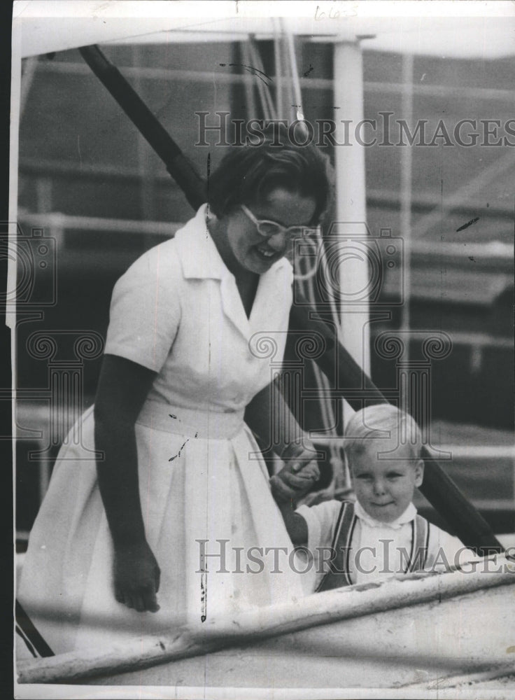 1960 Press Photo Accompanied by his Nurse, Little Prince Albert of Monaccois - Historic Images