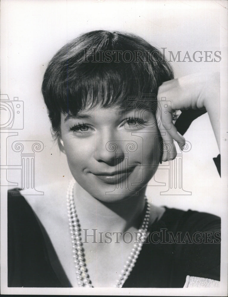 Press Photo Shirley MacLaine Actress - Historic Images