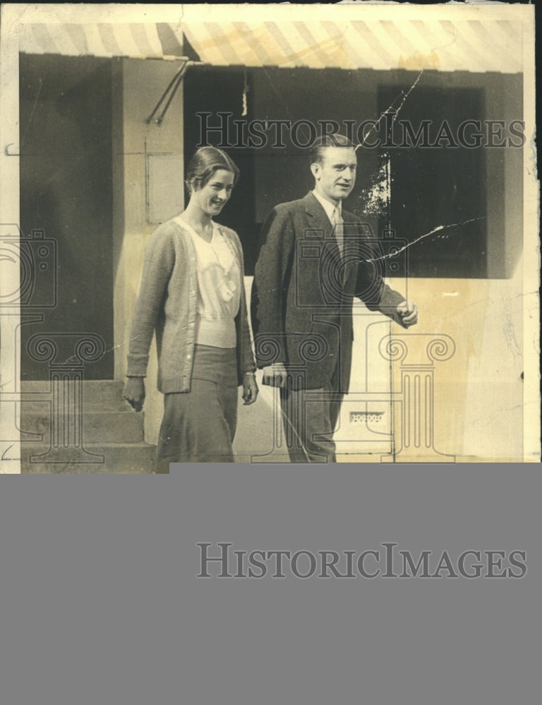 1932 Mrs Jack and Rocefellor-Historic Images