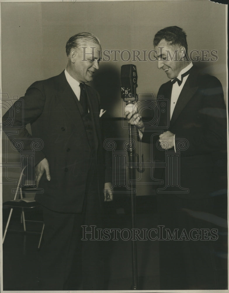 Press Photo Thornton Fisher Interviewed Ford Frick, New President - RSH02691 - Historic Images