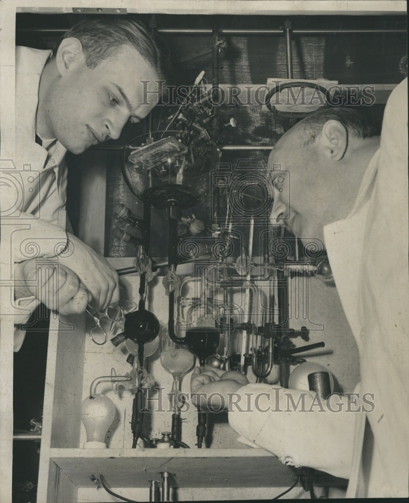 1949 Dr. Ralph W. Gerard-Professor or Phyusiology-Historic Images