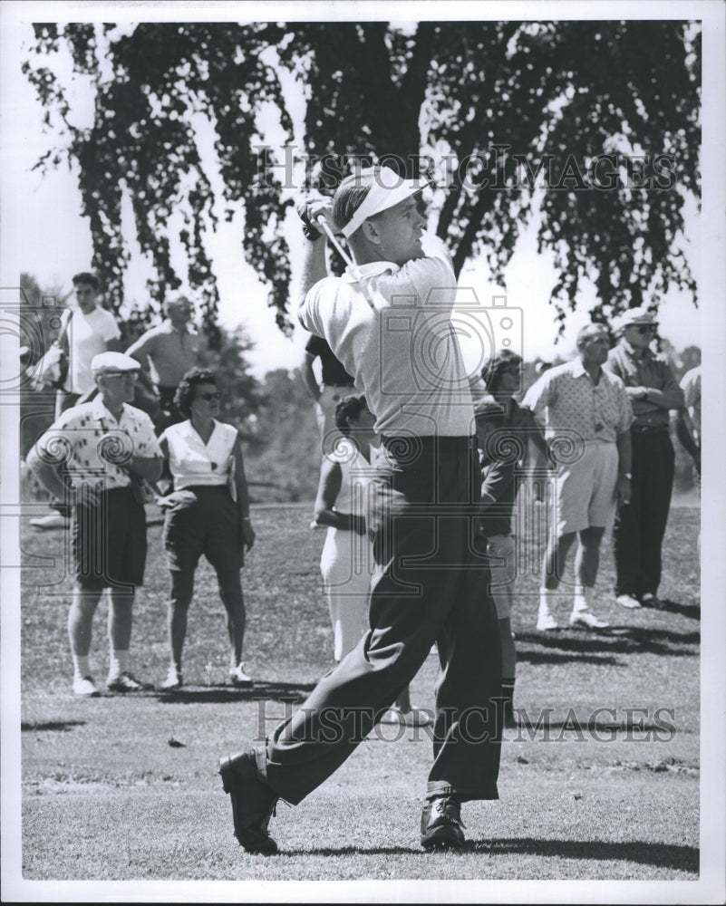 1960 Press Photo John Dalrymple at Michigan Open at Lake Pointe Country Club - Historic Images