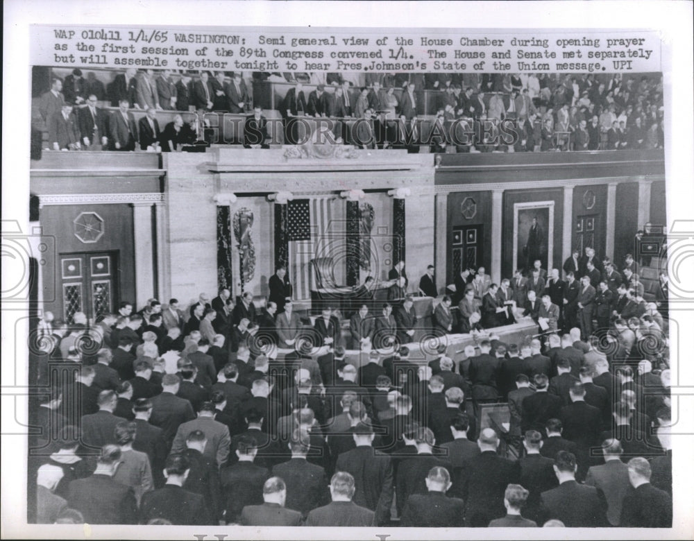 1965 Press Photo Semi General View of House Chamber During Opening Prayer - Historic Images