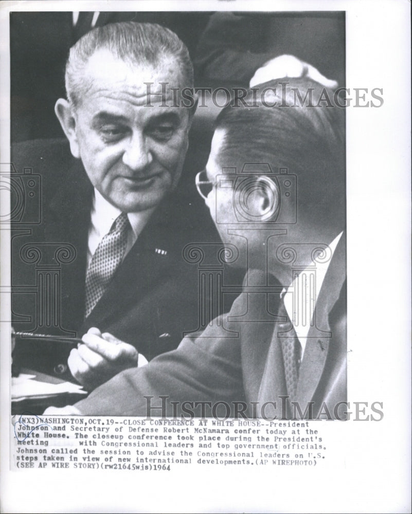 1964 Press Photo President Johnson and Secretary of Defense Robert McNamara - Historic Images