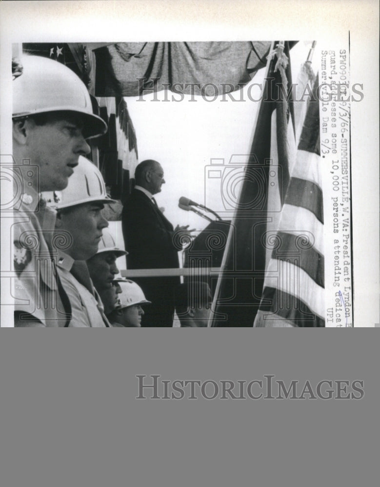 1966 Press Photo President Lyndon B. Johnson Treated by Colorguard - RSH03455 - Historic Images