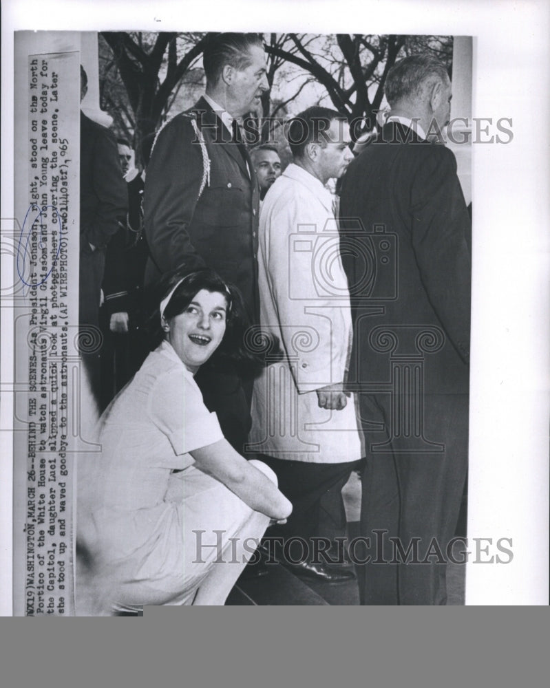 1965 Press Photo President Johnson, Stood on the North Portico of White House - Historic Images