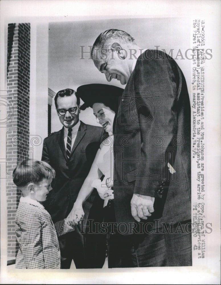 1964 Press Photo President and Mrs. Johnson are Greeted by Cope, Son of Williams - Historic Images