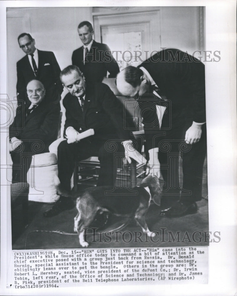 1964 Press Photo &quot;Him&quot; Came into the President White House Office today Command - Historic Images