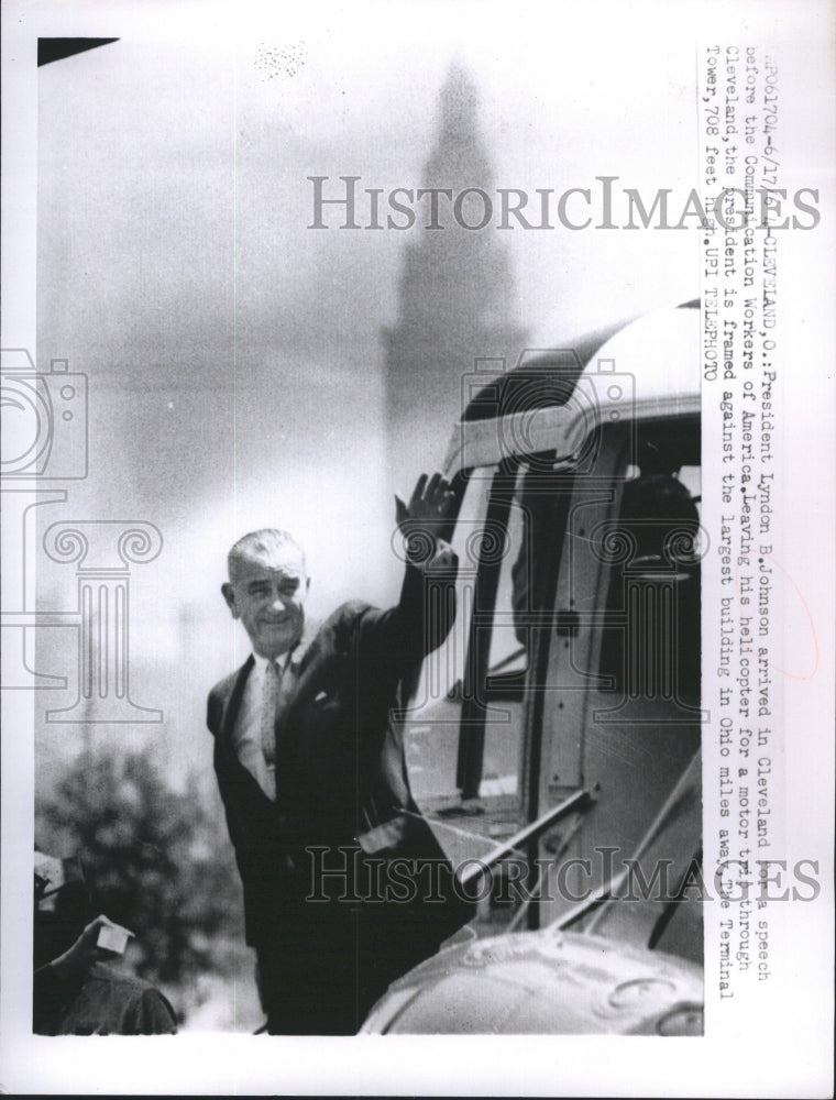 1964 Press Photo President Lyndon B. Johnson Arrived in Cleveland - Historic Images