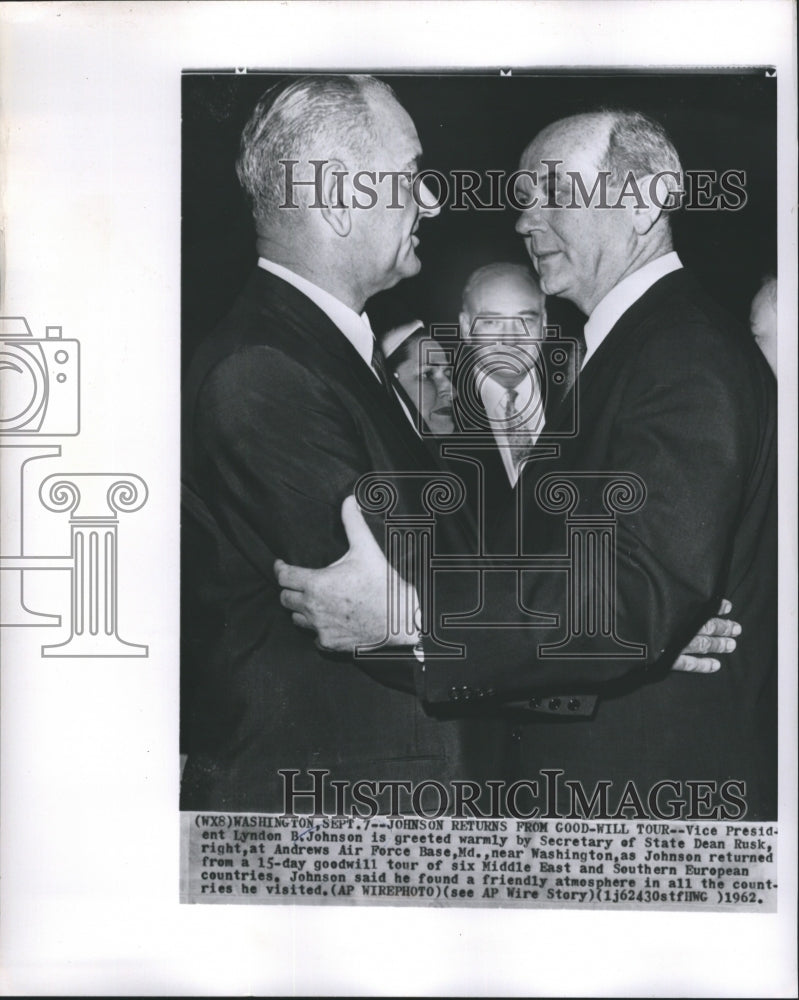 1952 Press Photo Vice President Lyndon B Johnson is Greeted Warmly by Secretary - Historic Images