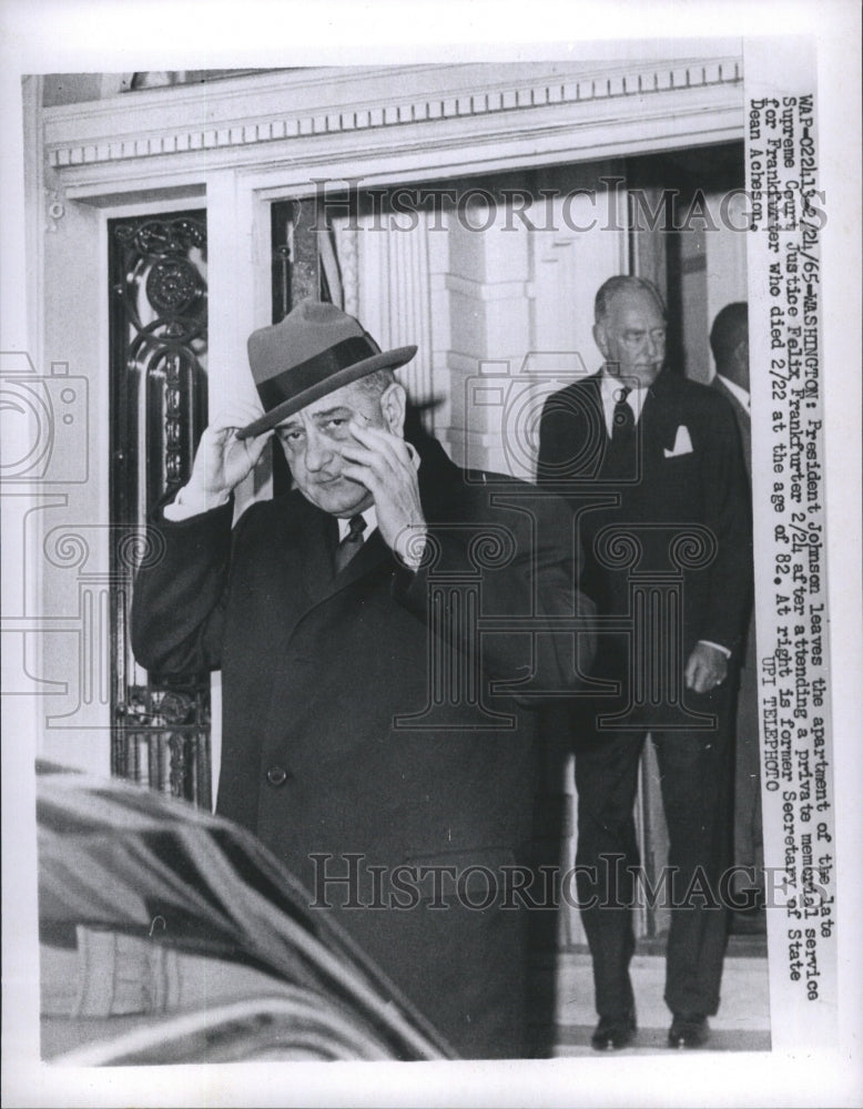 1965 Press Photo President Johnson Leaves Apartment of the Late Supreme Court - Historic Images