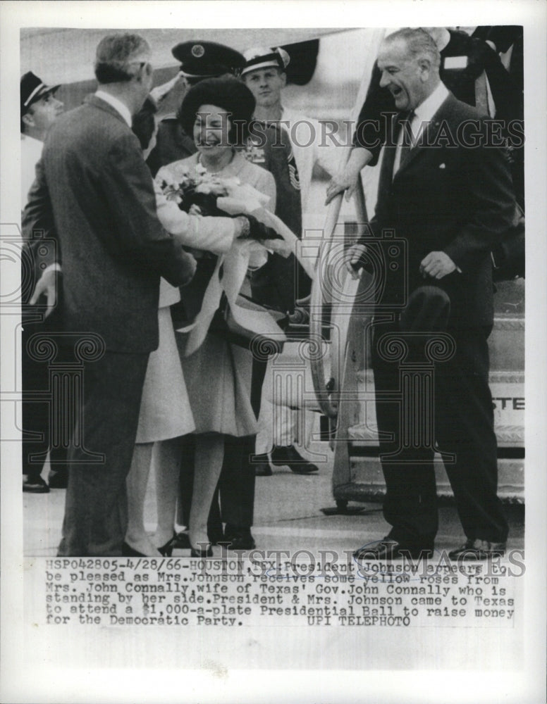 1966 Press Photo President Johnson Appears Pleased as Mrs. Johnson Receive Rose - Historic Images