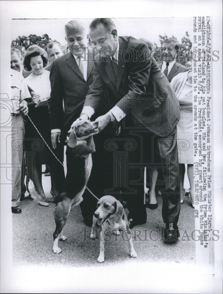 1964 Press Photo President Johnson Introduces Prime Minister Bjarni Eediktason - Historic Images