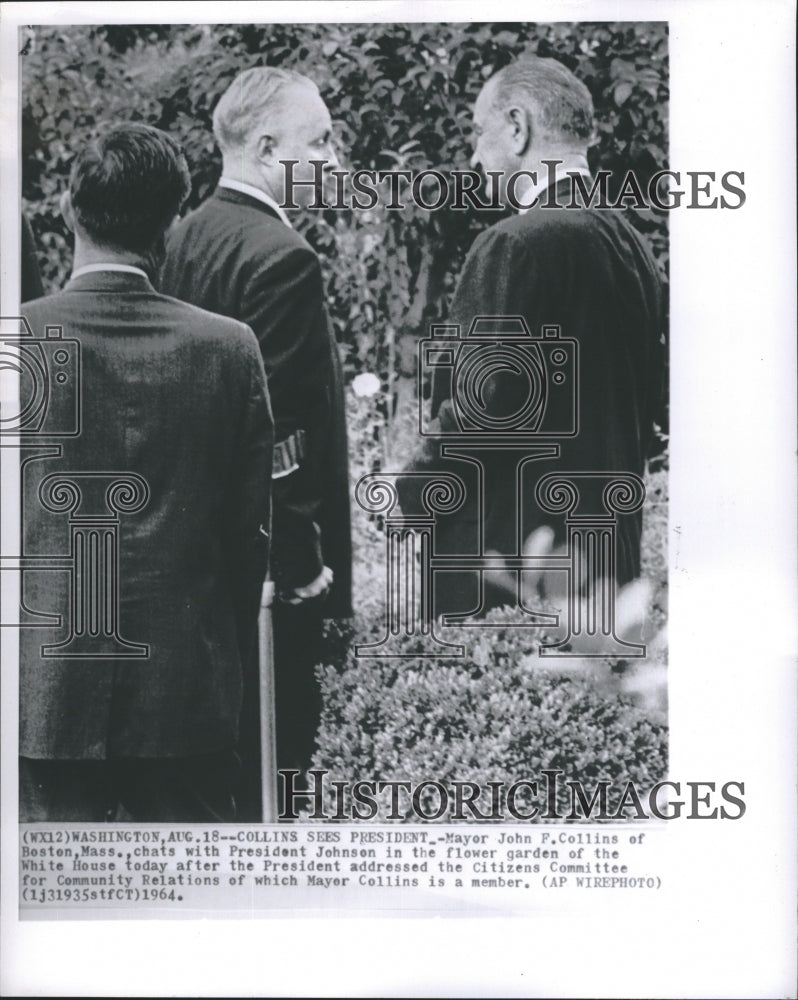 1964 Press Photo Mayor John F. Collins of Boston Chats with President Johnson - Historic Images