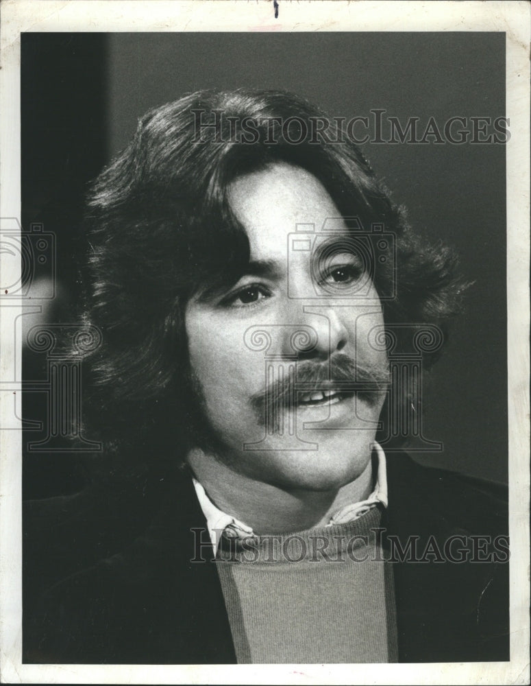 19777 Press Photo Geraldo Rivera Eyewitness News - Historic Images