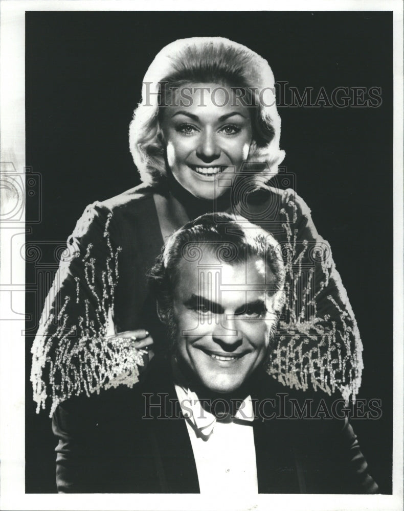 1977 Press Photo Orchestra Leader Franz Benteler and his wife Janet - Historic Images