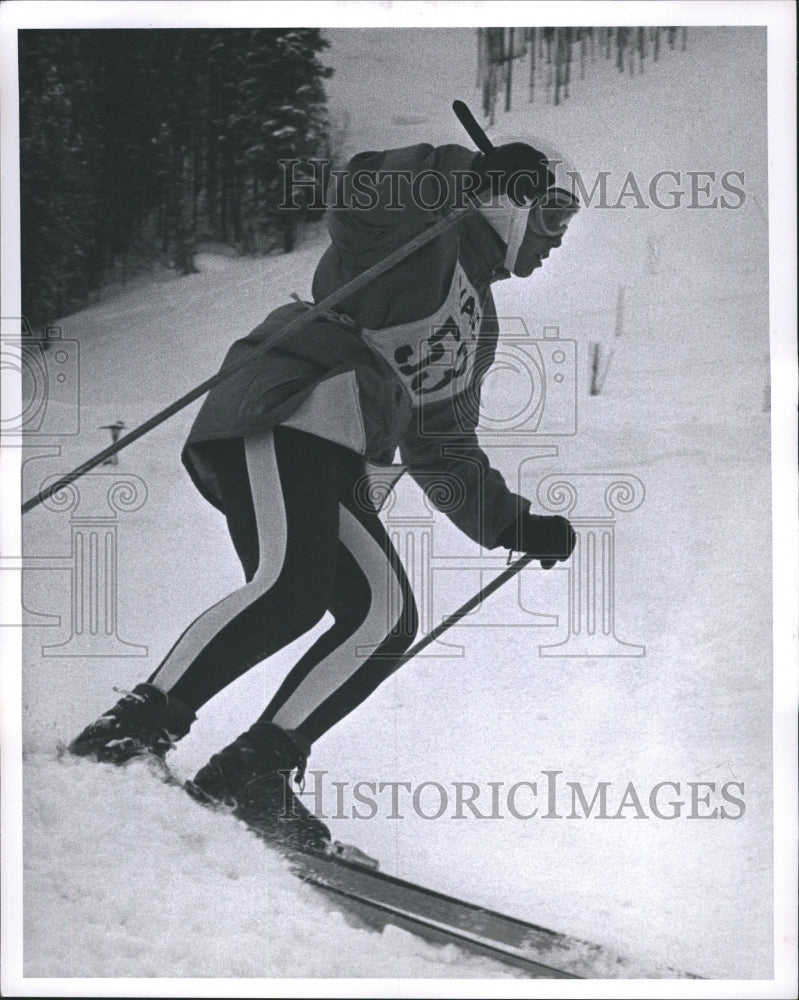 1965 Press Photo Jean Saubert Competitive Alpine Skier - Historic Images