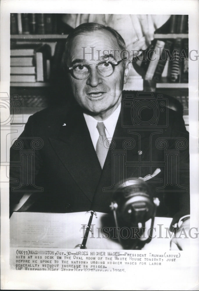 1945 Press Photo Harry S. Truman President - Historic Images